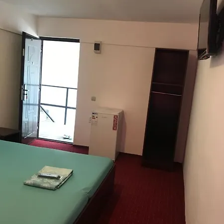 De Inchiriat - La Braileanul - 2 Stele - 코스티네스티